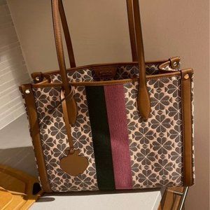 Kate Spade flower jacquard stripe market medium tote